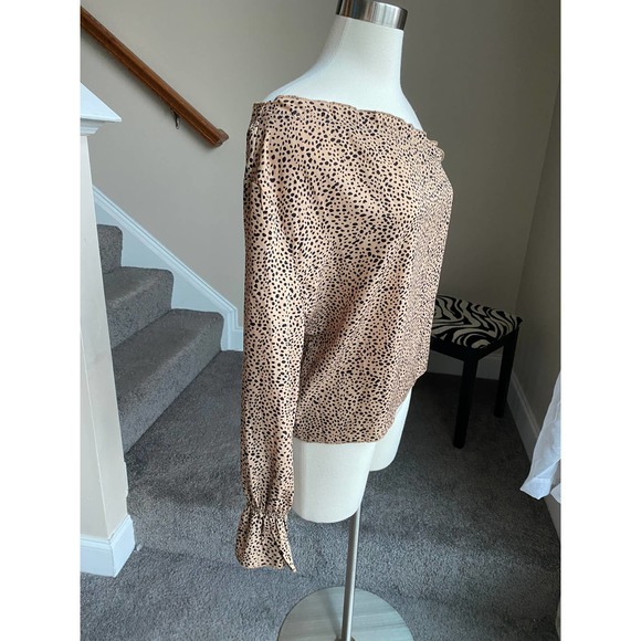 One shoulder leopard long sleeve top, size XS - Picture 8 of 8